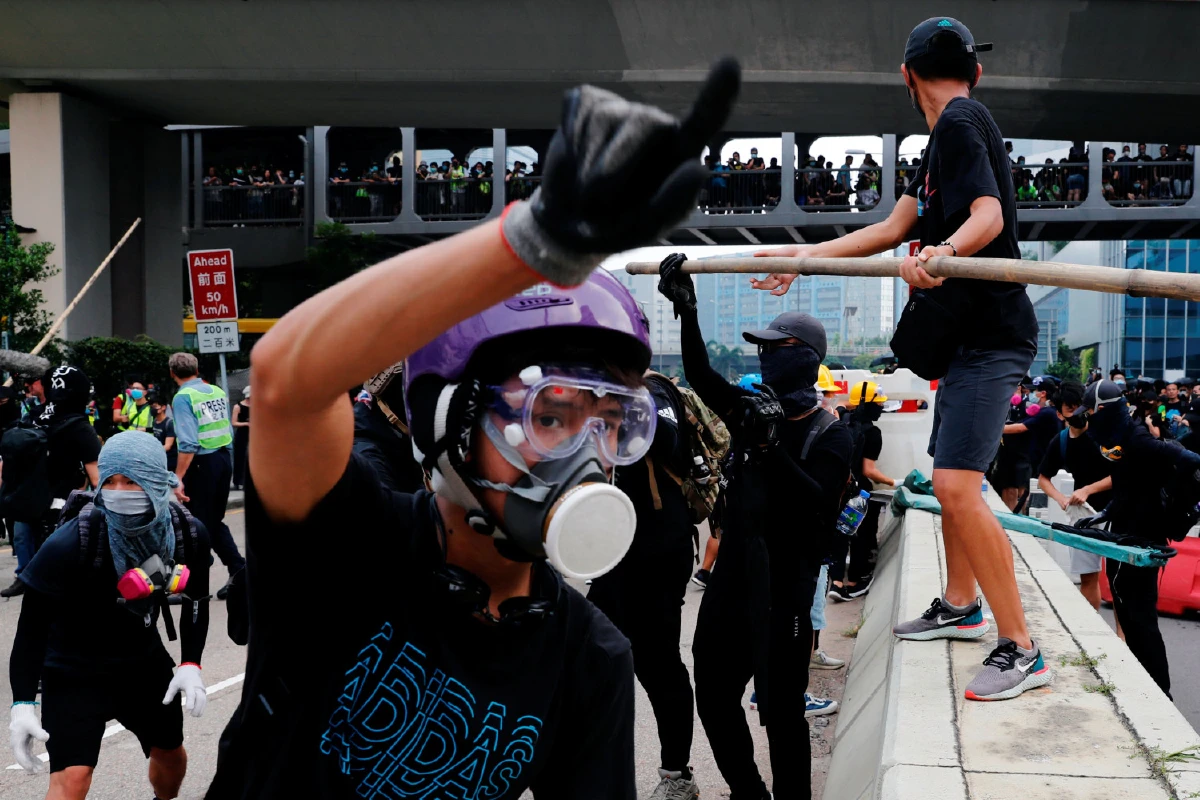 มาตามนัด ประท้วงฮ่องกงกลับมารุนแรงอีกครั้งในรอบ 2 สัปดาห์ (ภาพชุด)