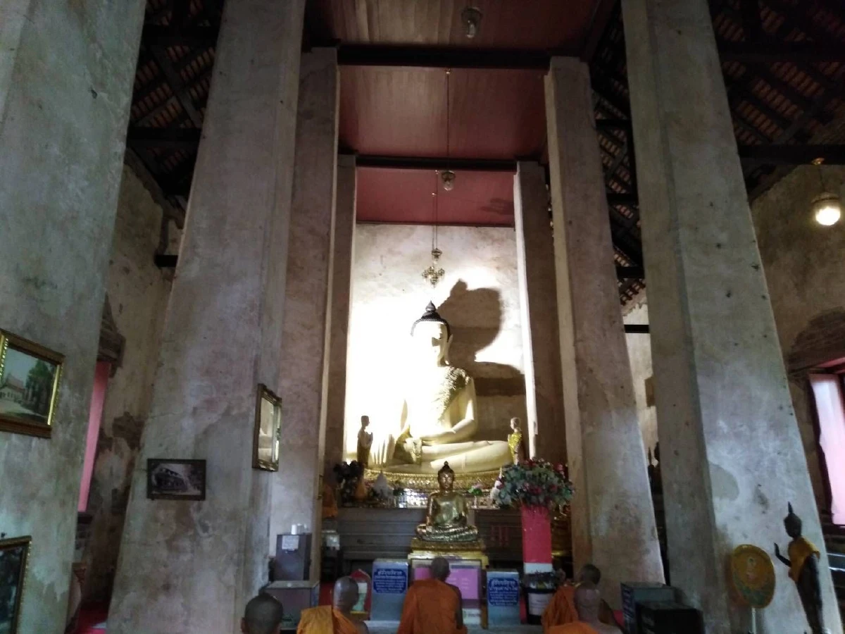 วัดแม่นางปลื้มที่สมเด็จพระนเรศวรทรงสร้าง