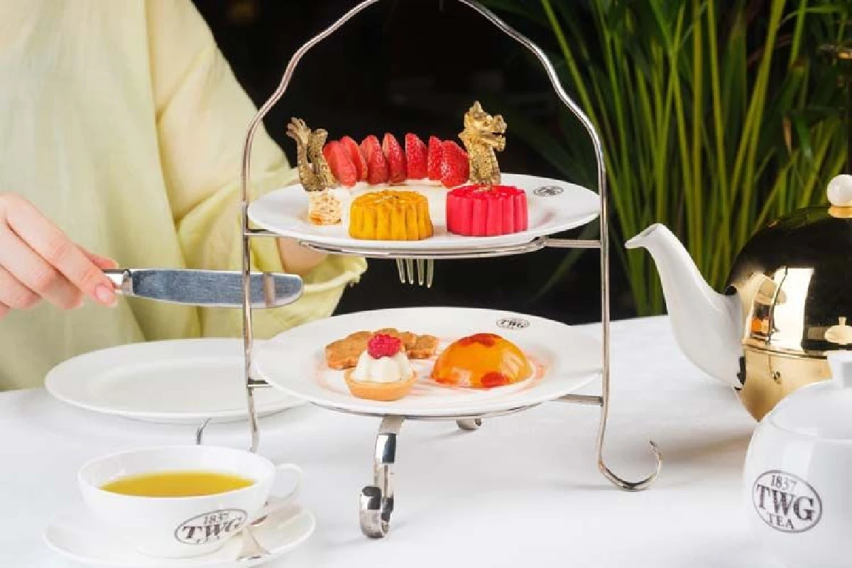 เฉลิมฉลองเทศกาลไหว้พระจันทร์ ด้วยชา ไวท์ สกาย ที และชุดชายามบ่าย MoonLight High Tea Set จาก TWG Tea