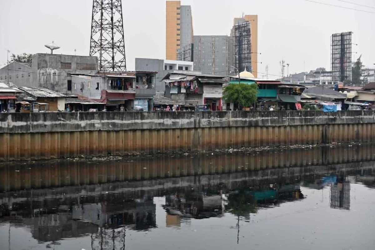 ้แผ่นดินทรุด - ประชากรแออัด สาเหตุหลักอินโดฯย้ายเมืองหลวงไปบอร์เนียว