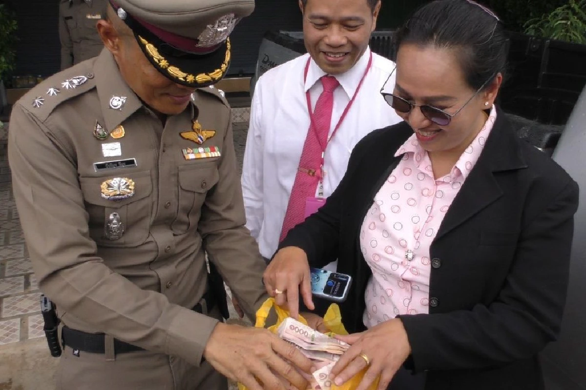 ตำรวจชัยนาทรวบหนุ่มบุกเดี่ยวจี้ชิงเงินแบงก์ออมสินหวังใช้หนี้พนันบอลออนไลน์