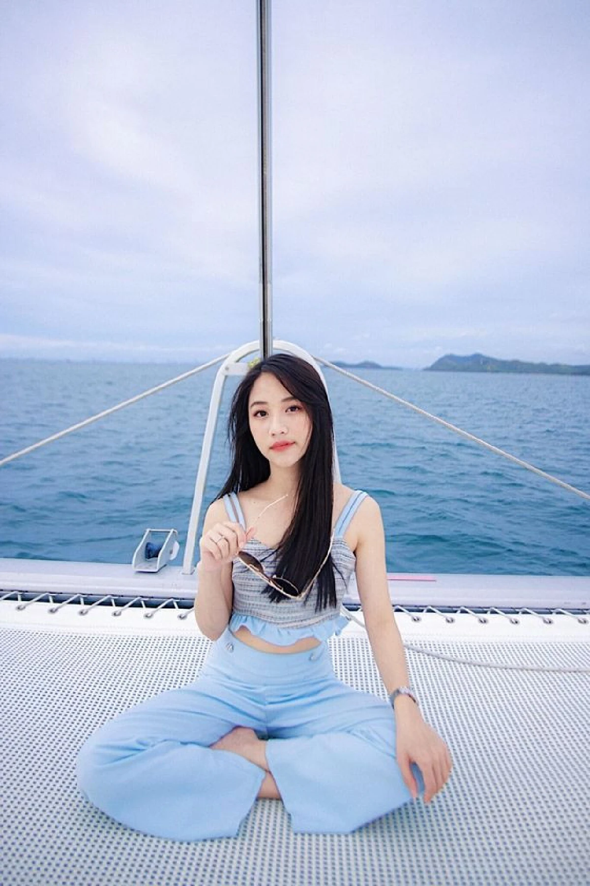 นี่หรอไอดอล? เค้ก BNK48 โดนแฉเรื่องผู้ชายย้ายออกจากคอนโดหรือยัง