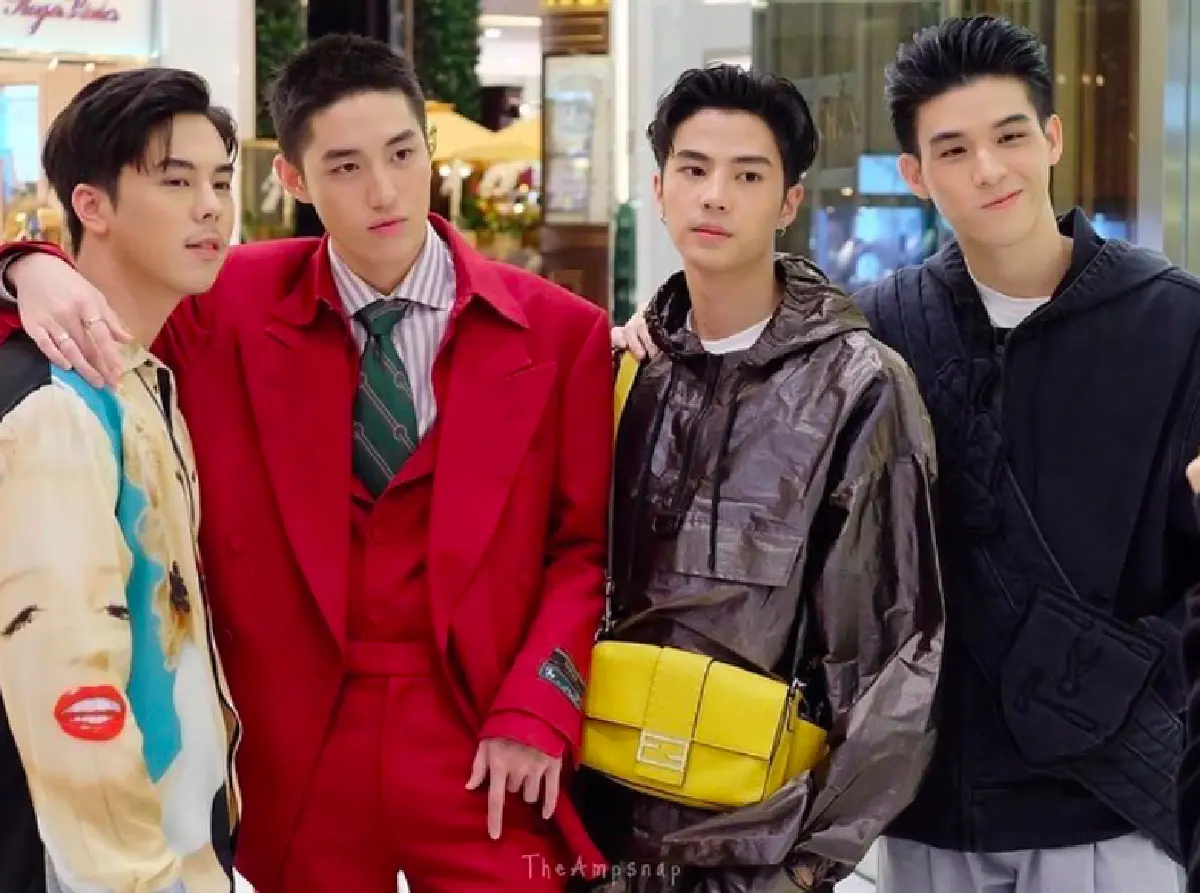 “พีช-ต่อ-แบงค์-สกาย” ดีต่อใจมาก! แต่งตัวหล่อร่วมงานแฟชั่นฤดูหนาว