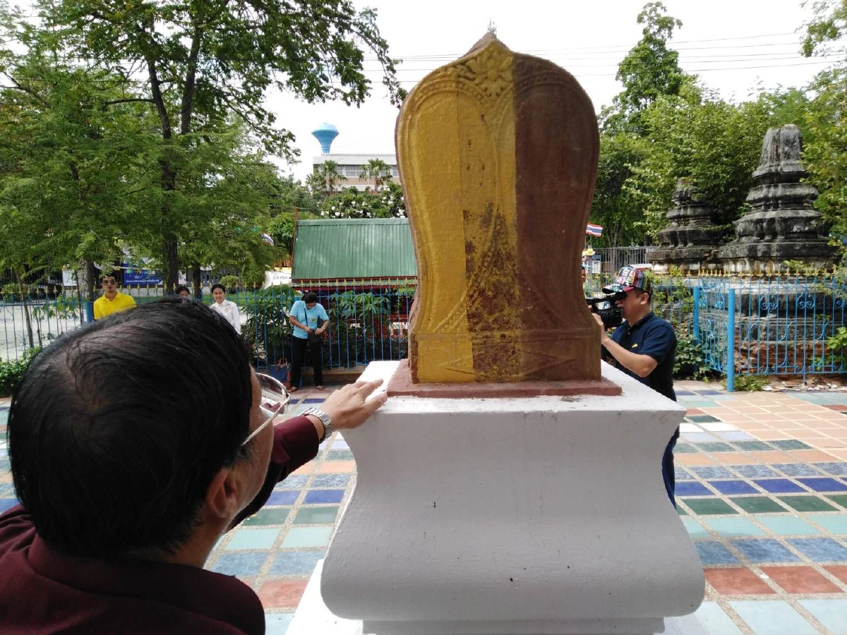 กรมศิลปากรเร่งลอกสีตามวัดและโบราณสถานใน จ.สุพรรณบุรี