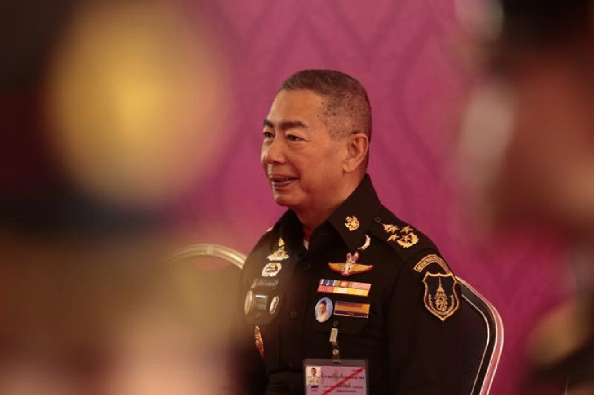 "บิ๊กแดง"ฝากถึงกำลังพล ย้ำต้องพิทักษ์สถาบัน รักษาประโยชน์ชาติ ภาพลักษณ์กองทัพ "บิ๊กแดง"ฝากถึงกำลังพล ย้ำต้องพิทักษ์สถาบัน รักษาประโยชน์ชาติ ภาพลักษณ์กองทัพ
