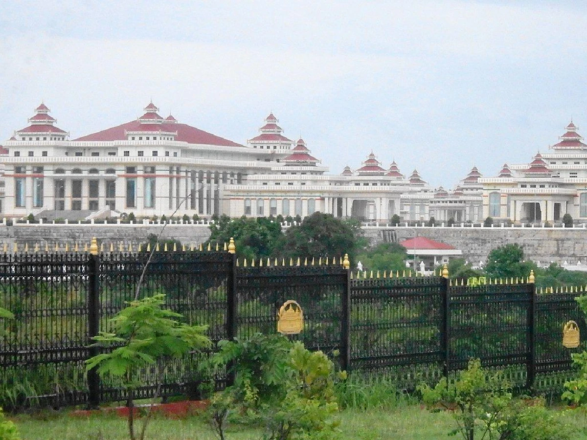 ชาติไหนในเอเชียที่ย้ายเมืองหลวงไปแล้วบ้าง?