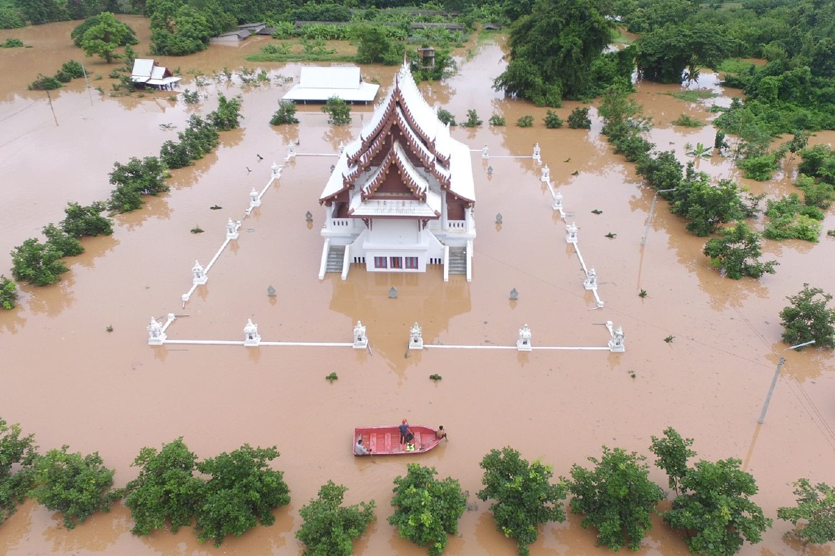 พิษพายุโพดุลถล่มอ.วังทองอุโบสถหลังใหม่น้ำสูง1เมตรรอบ2 พิษพายุโพดุลถล่มอ.วังทองอุโบสถหลังใหม่น้ำสูง1เมตรรอบ2