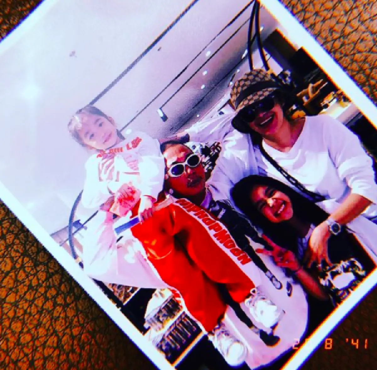 "น้องแตงโม-น้องแตงไทย” ลูกสาว “แจ๊ส-แจง” เต้นโชว์ “ลิซ่า BLACKPINK” บนเวทีในงานมีทติ้ง