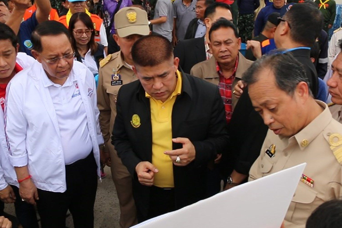 "ธรรมนัส"ลงพื้นที่ติดตามการช่วยเหลือผู้ได้รับผลกระทบจากพายุโพดุล "ธรรมนัส"ลงพื้นที่ติดตามการช่วยเหลือผู้ได้รับผลกระทบจากพายุโพดุล