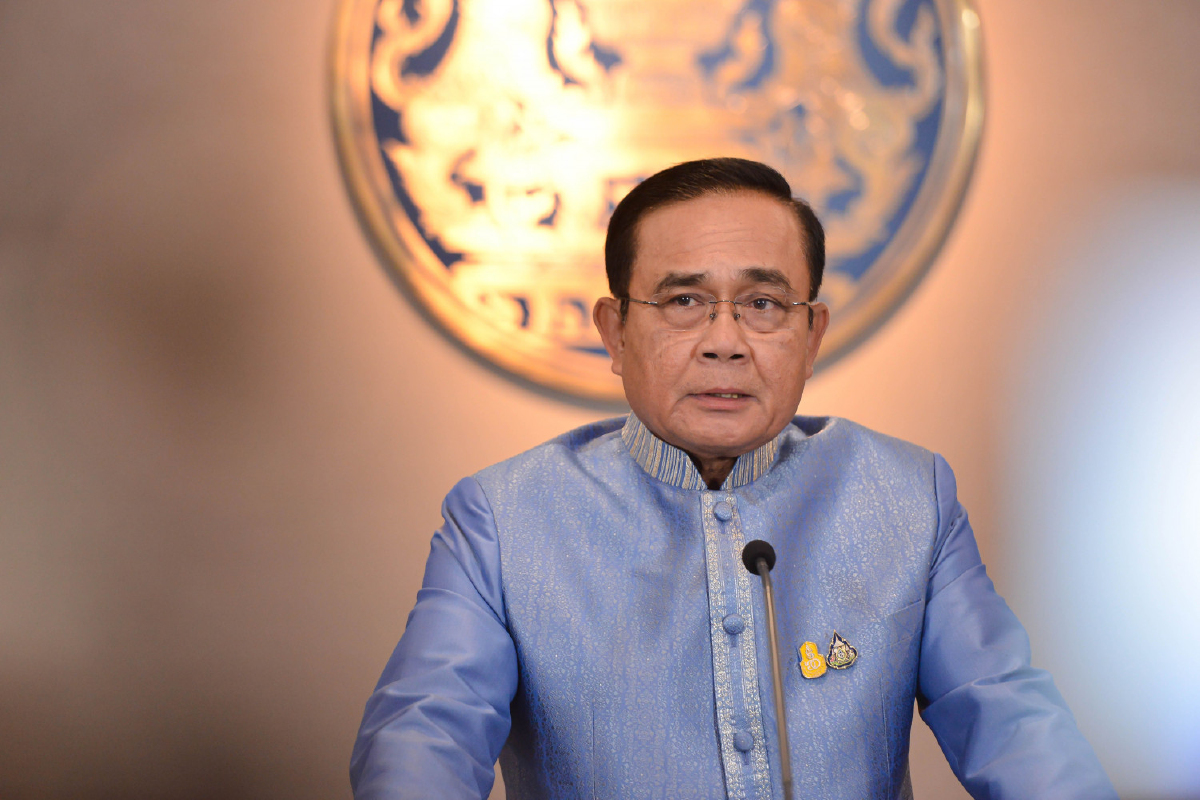 บิ๊กตู่ เสียใจเหตุพลเมืองดีถูกไฟช็อตขณะช่วยเพื่อนบ้านขนของหนีน้ำท่วม บิ๊กตู่ เสียใจเหตุพลเมืองดีถูกไฟช็อตขณะช่วยเพื่อนบ้านขนของหนีน้ำท่วม