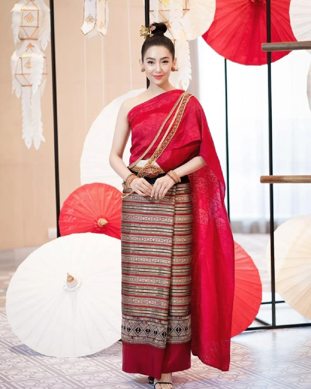 เบลล่า ราณี แปลงโฉมเป็นแม่หญิงชาวเหนือ สวยงดงามจับใจ