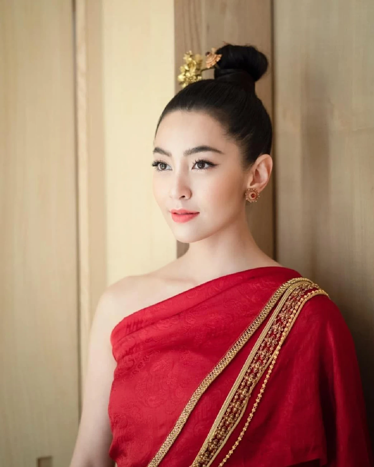 เบลล่า ราณี แปลงโฉมเป็นแม่หญิงชาวเหนือ สวยงดงามจับใจ