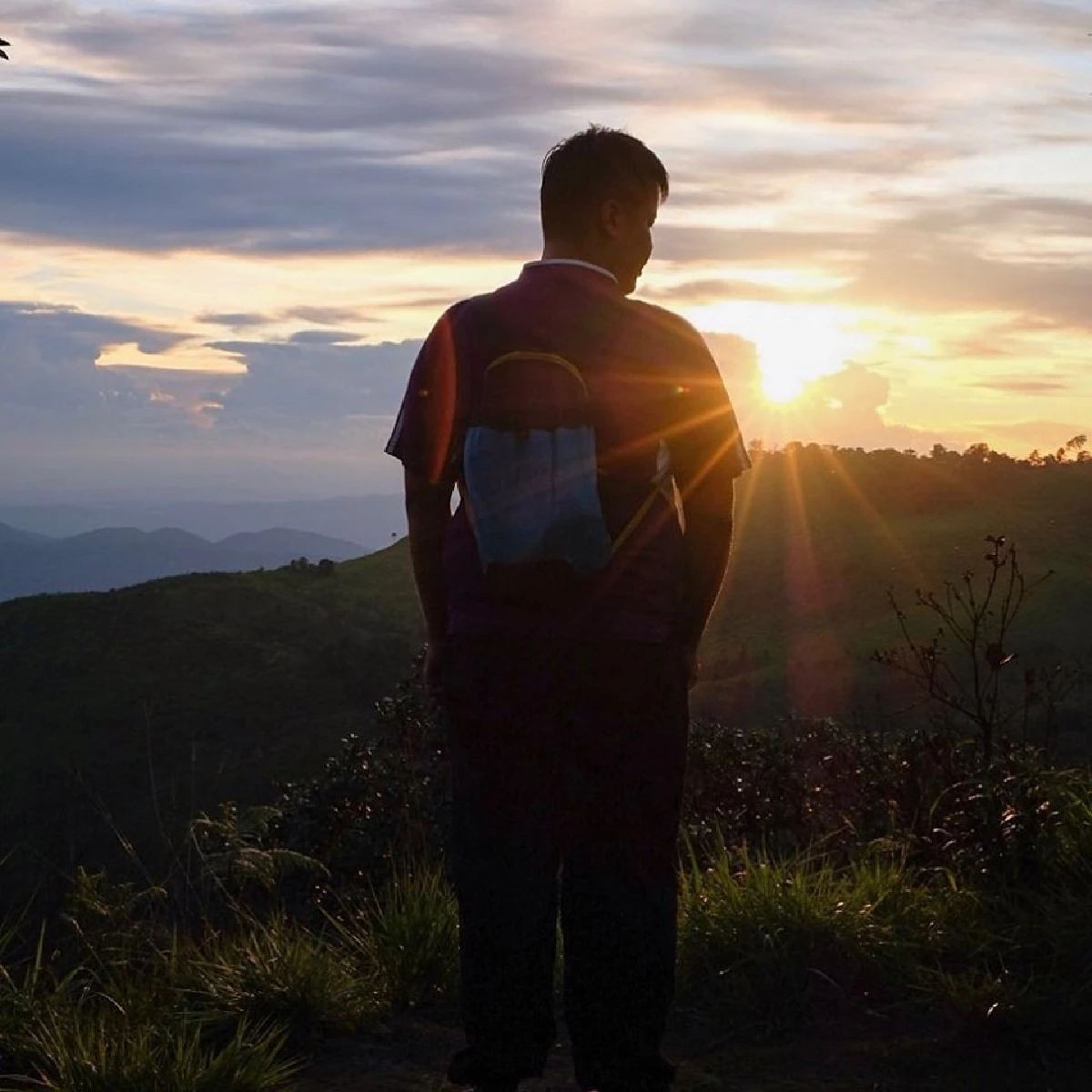 คุยกับ “ปราโมทย์ ชื่นขำ” หนุ่มตาบอดเดินขึ้นภูกระดึงเพื่อพิสูจน์ "คนพิการก็ใช้ชีวิตปกติได้"