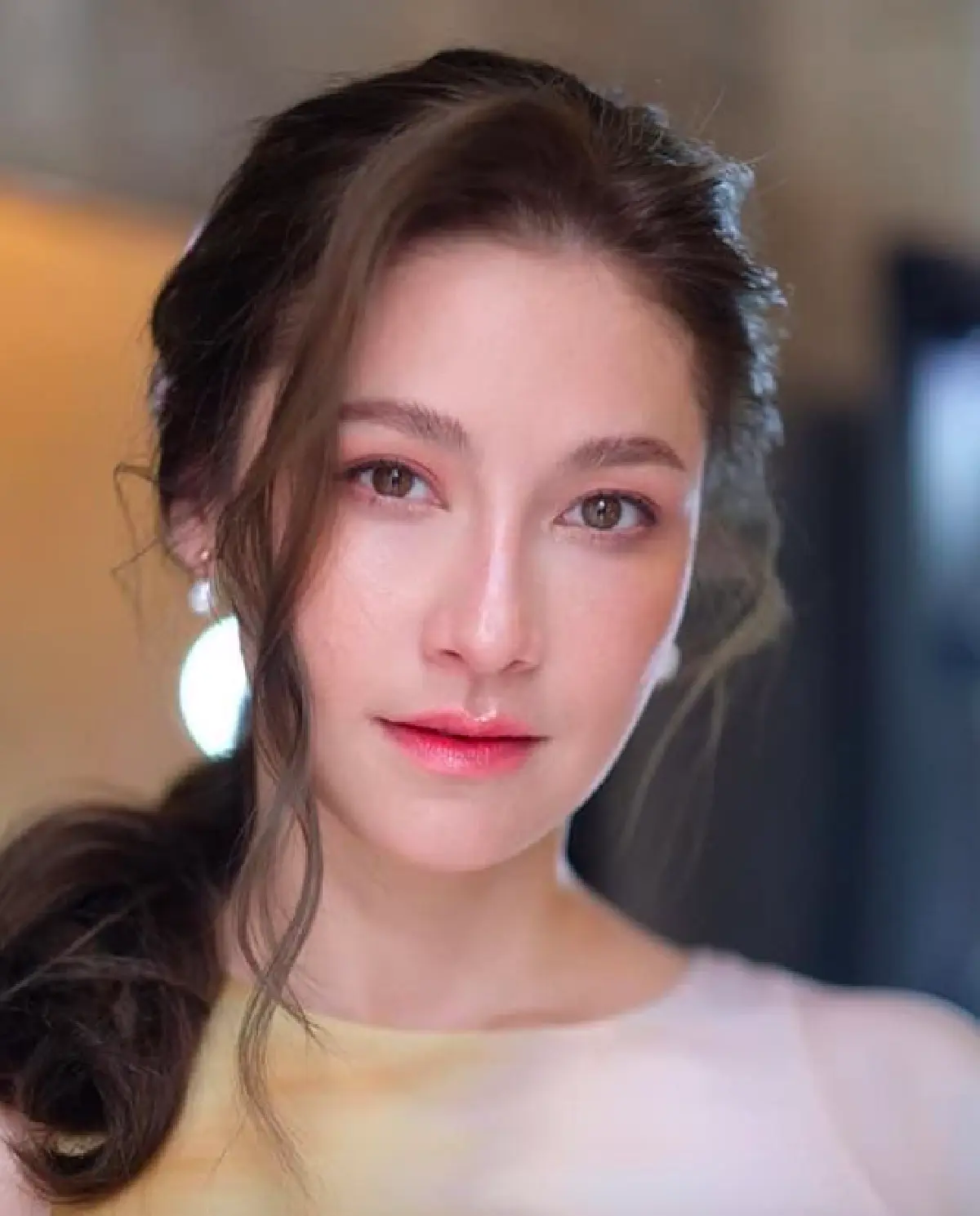 สวยดุจเจ้าหญิง! “นาตาลี” เผยภาพสวมชุดเจ้าสาวสีขาว ชุดเรียบๆ แต่คนโดดเด่นมาก