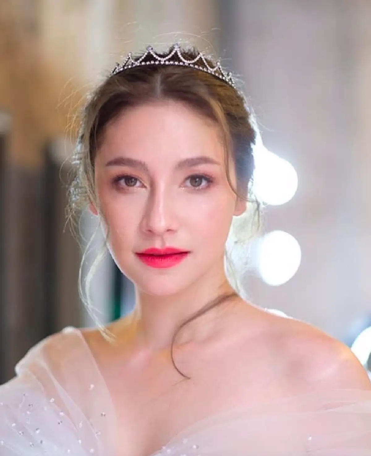 สวยดุจเจ้าหญิง! “นาตาลี” เผยภาพสวมชุดเจ้าสาวสีขาว ชุดเรียบๆ แต่คนโดดเด่นมาก