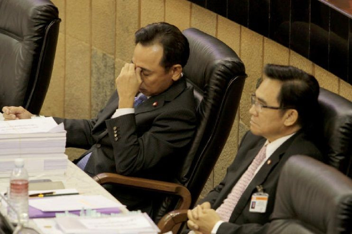 'บุญทรง-ภูมิ'ลุ้นฟังอุทธรณ์ทุจริตระบายข้าวจีทูจี พรุ่งนี้ 11 โมงเช้า 'บุญทรง-ภูมิ'ลุ้นฟังอุทธรณ์ทุจริตระบายข้าวจีทูจี พรุ่งนี้ 11 โมงเช้า