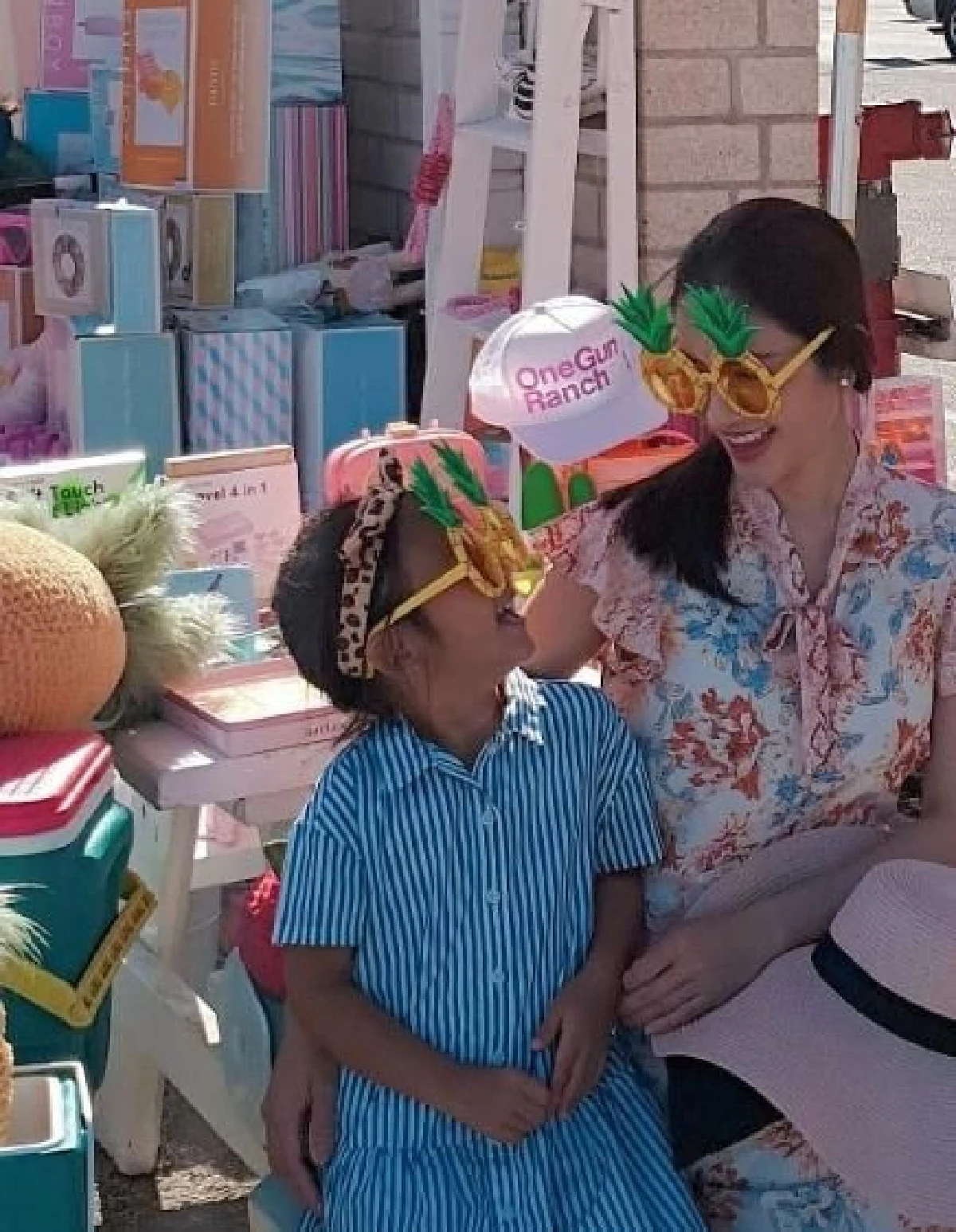 แอฟ ทักษอร-น้องปีใหม่ เที่ยวเริงร่าอเมริกา กลับไทยปุ๊บขอเปลี่ยนชื่อทันที