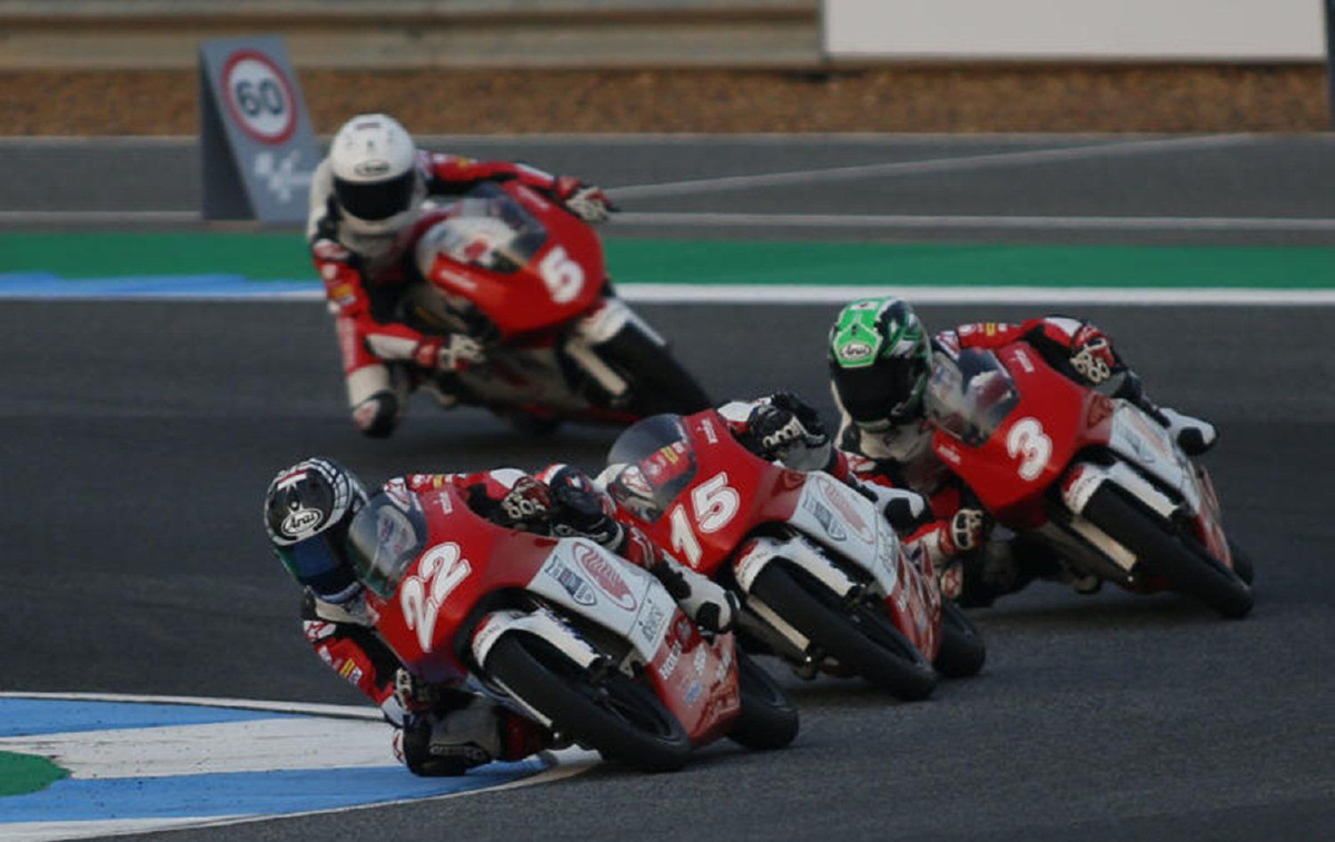 ทุกฝ่ายต้องพร้อม!!! ต้อนรับนักท่องเที่ยวแห่ร่วมงาน MOto GP ที่บุรีรัมย์ คาดทะลุ 2.2 แสนคน ทุกฝ่ายต้องพร้อม!!! ต้อนรับนักท่องเที่ยวแห่ร่วมงาน MOto GP ที่บุรีรัมย์ คาดทะลุ 2.2 แสนคน