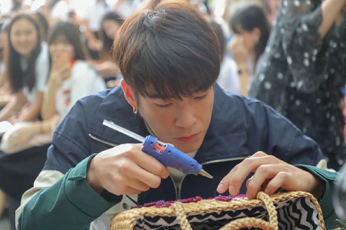 “อาเล็ก” เดินหน้าปลูกจิตสำนึกรักษ์โลก ชวนแฟนๆ ลดการใช้พลาสติก