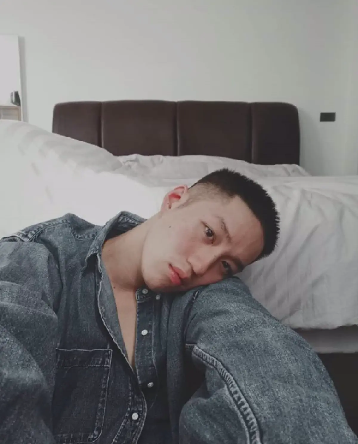 ชาวเน็ตขุดภาพ “ชิงชิง” แนบชิด "ต่อ ธนภพ" แคปชั่นก็จะเขินๆ ฟินๆ ชวนโฟกัส