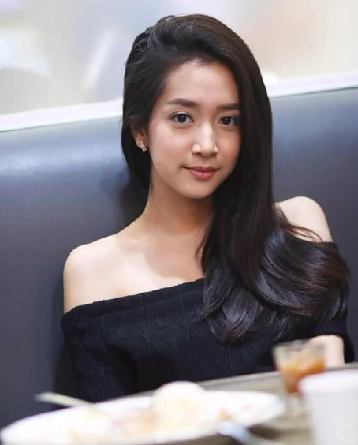ชาวเน็ตขุดภาพ “ชิงชิง” แนบชิด "ต่อ ธนภพ" แคปชั่นก็จะเขินๆ ฟินๆ ชวนโฟกัส