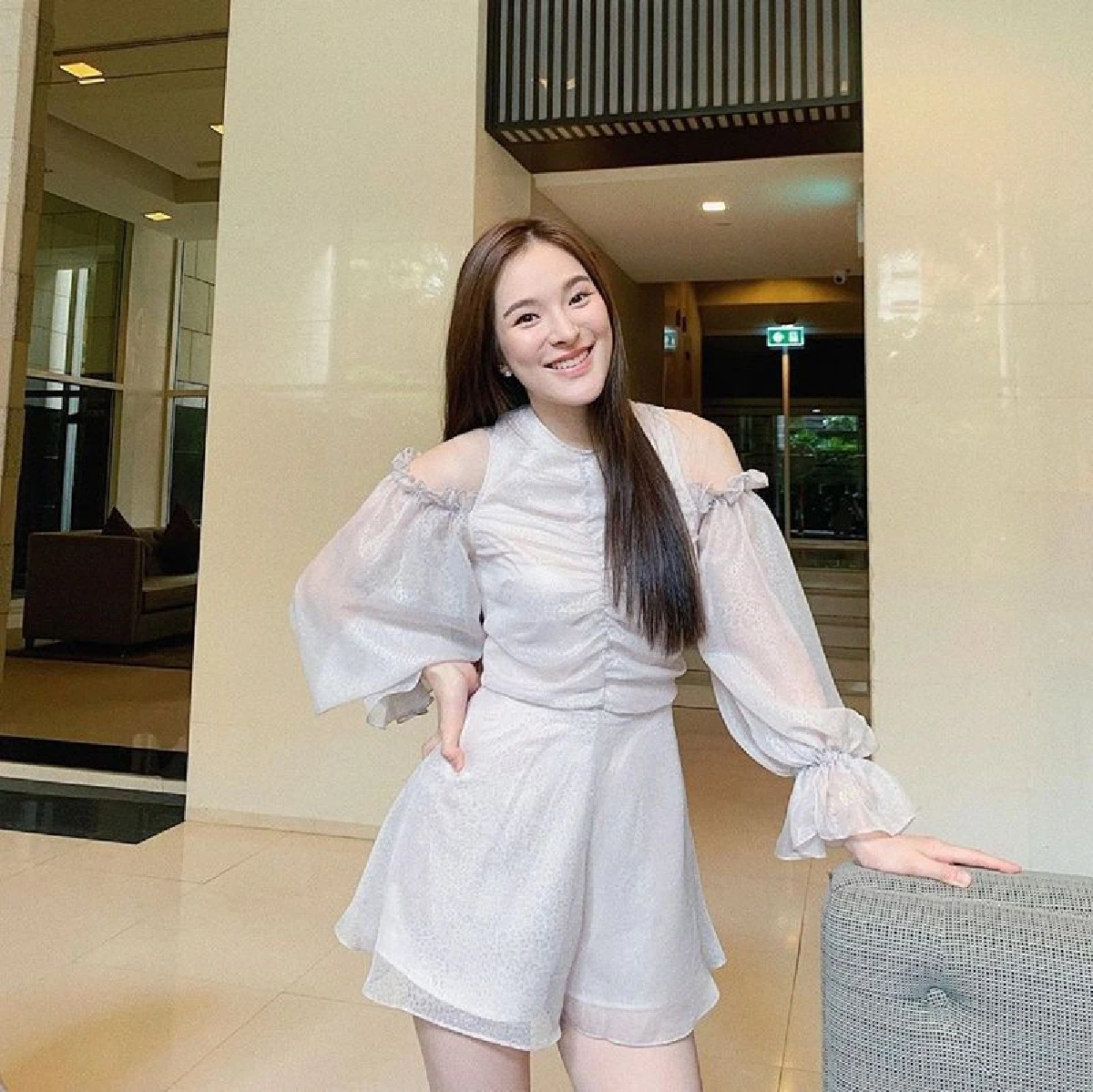 ขาวเนียนอมชมพู! ปันปัน สุทัตตา นุ่งบิกินี่อวดความเซ็กซี่ที่สเปน