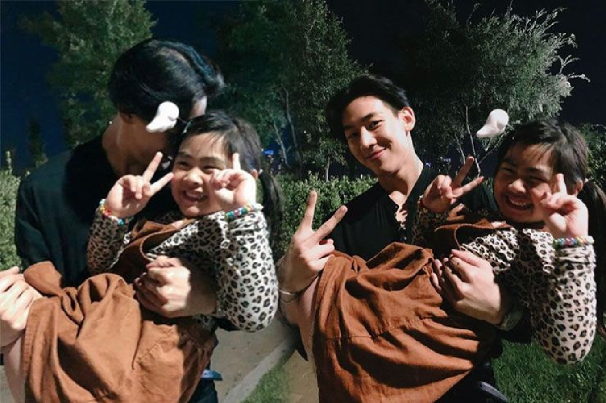 "น้องชูใจ" ไปเที่ยวเกาหลี ไม่พลาดนัดเจอ "แบมแบม GOT7" พร้อมอวดภาพคู่พี่น้องสุดน่ารัก "น้องชูใจ" ไปเที่ยวเกาหลี ไม่พลาดนัดเจอ "แบมแบม GOT7" พร้อมอวดภาพคู่พี่น้องสุดน่ารัก