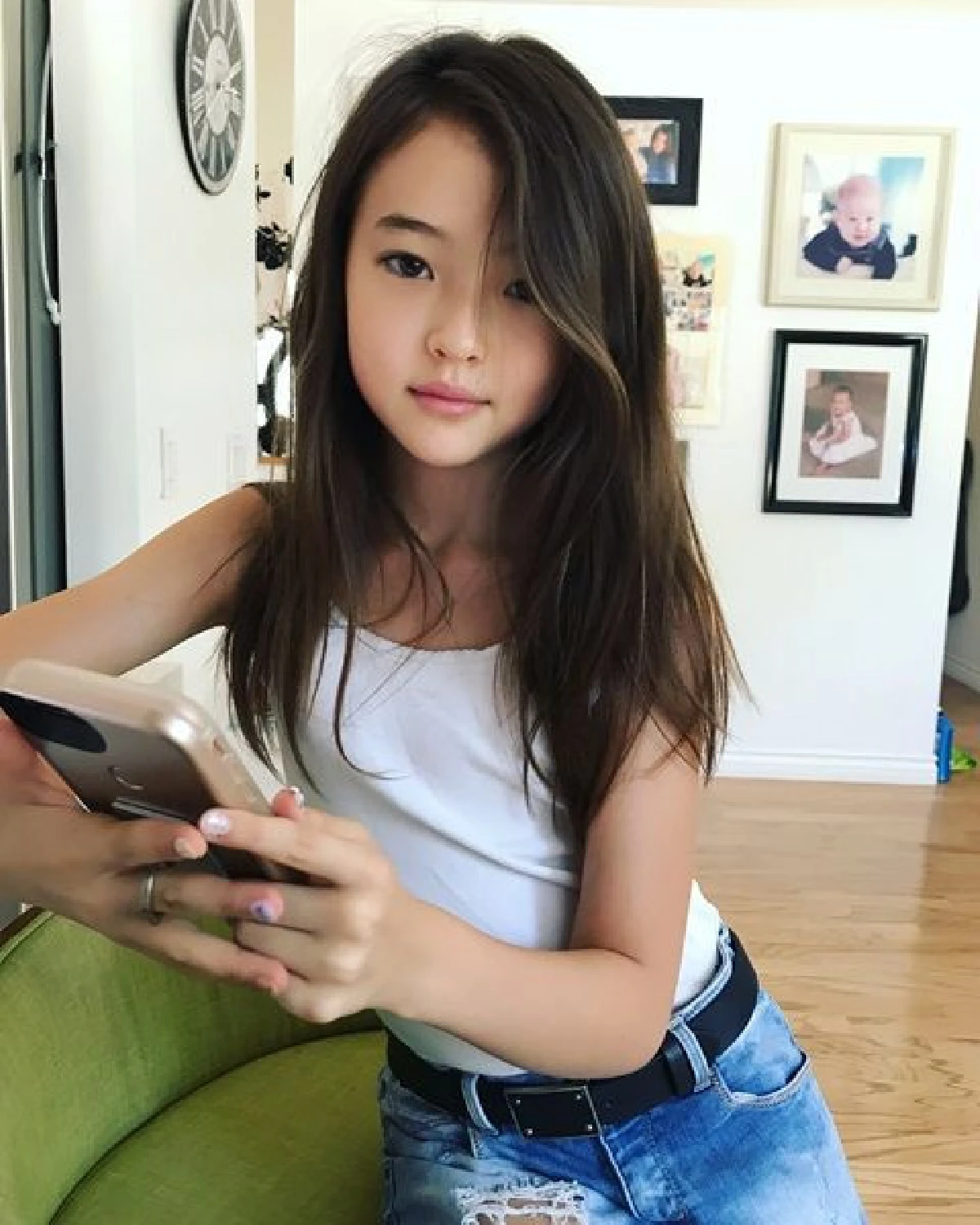 "Ella Gross” นางแบบเด็กคนดัง ที่หน้าเหมือน “เจนนี่ BLACKPINK” ราวกับฝาแฝด