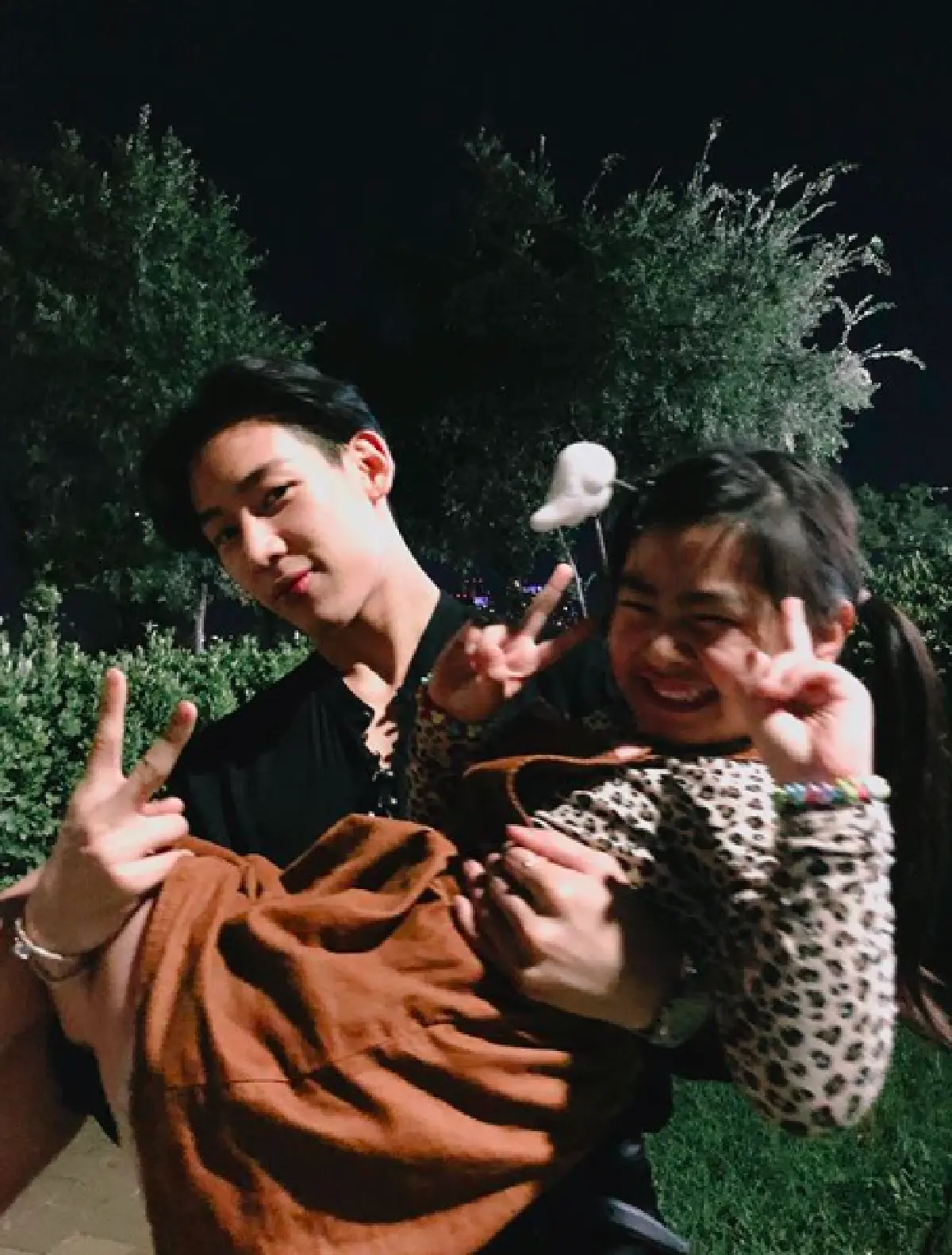 "น้องชูใจ" ไปเที่ยวเกาหลี ไม่พลาดนัดเจอ "แบมแบม GOT7" พร้อมอวดภาพคู่พี่น้องสุดน่ารัก