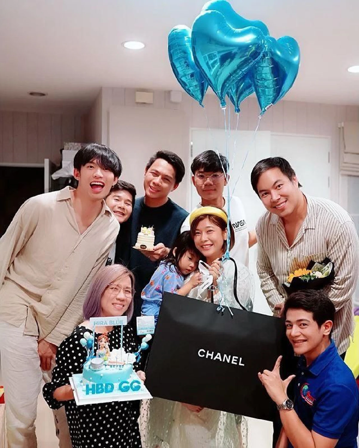 สามีตัวอย่าง! "บี้" บินมาเซอร์ไพรส์ "กุ๊บกิ๊บ” พร้อมมอบของขวัญวันเกิดสุดหรูหลักล้าน