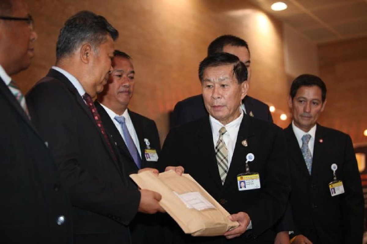"เสรีพิศุทธ์" รับสอบ "สรรเสริญ"ใช้อำนาจเอื้อการเมือง "เสรีพิศุทธ์" รับสอบ "สรรเสริญ"ใช้อำนาจเอื้อการเมือง