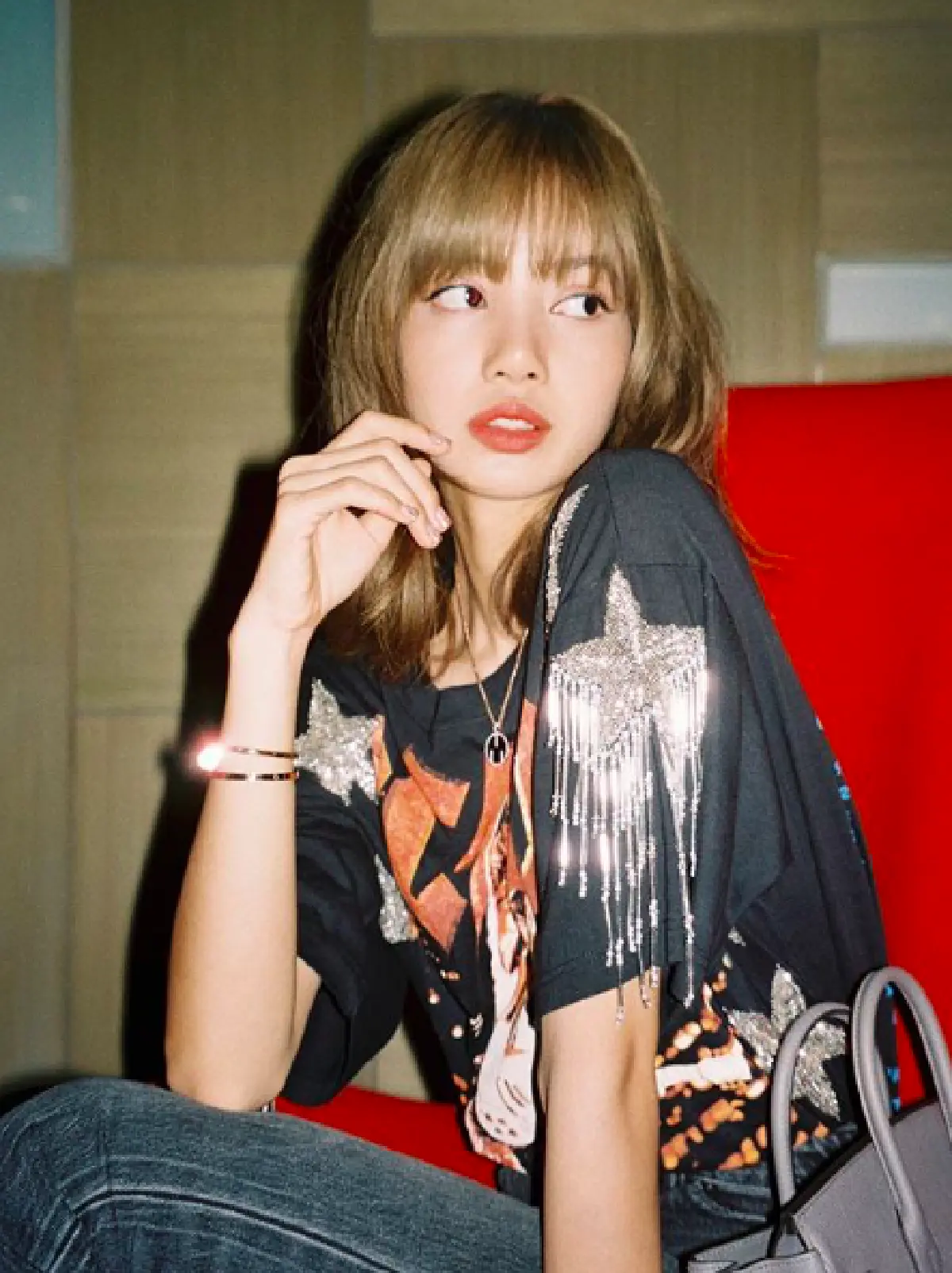 "ลิซ่า BLACKPINK” ขอเป็นส่วนเล็กๆ ช่วยเหลือผู้ประสบภัยน้ำท่วม 1 แสนบาท