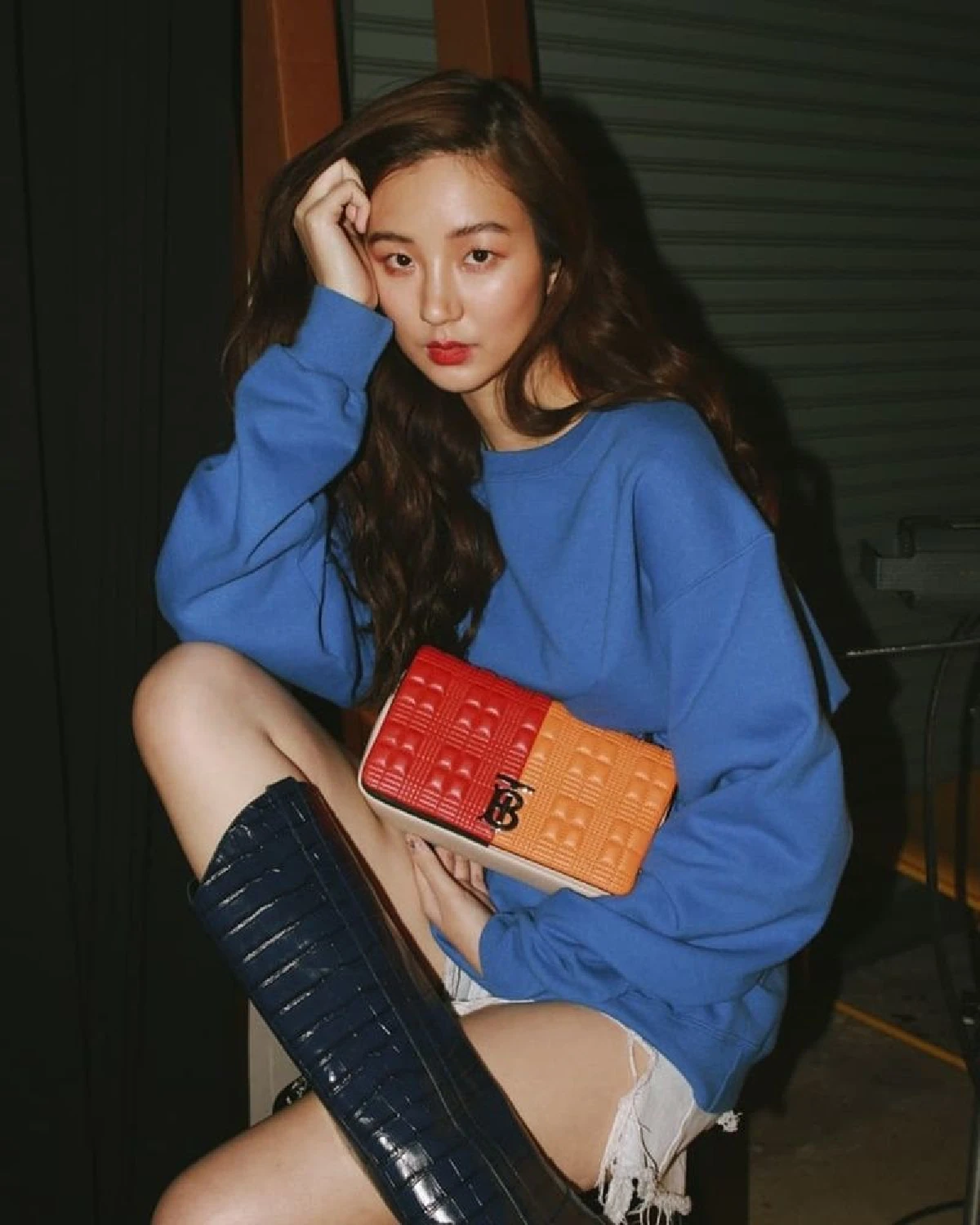 "เขาไหว้สวยกว่า..อีก" ต้าเหนิง กัญญาวีร์ กระทบไหล่ ลูคัส WayV ชมแฟชั่นโชว์ที่ลอนดอน