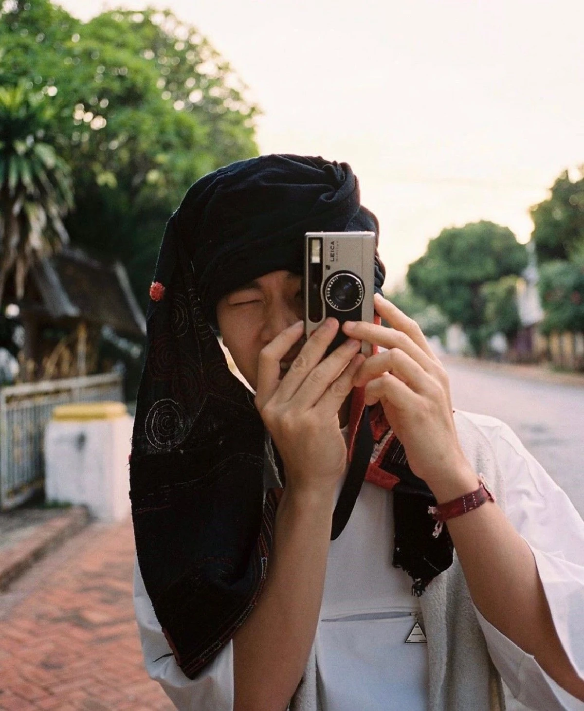 10 ภาพสวยเท่! แก้ว-โทนี่ พากันเที่ยวหลวงพระบางอย่างมีสไตล์