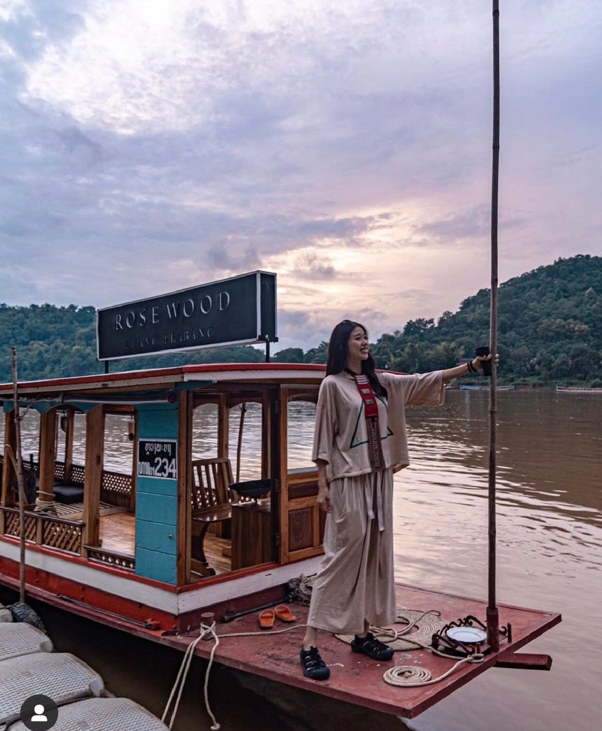 10 ภาพสวยเท่! แก้ว-โทนี่ พากันเที่ยวหลวงพระบางอย่างมีสไตล์