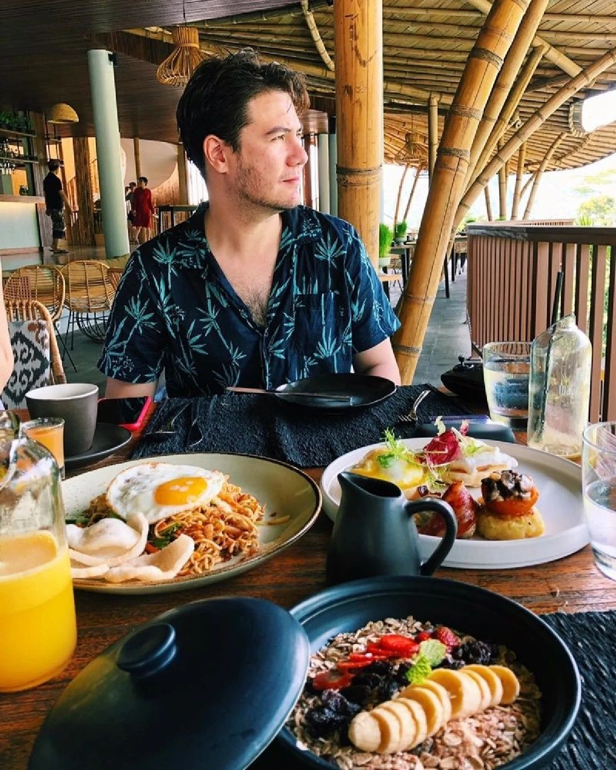 หล่องานดีไม่เปลี่ยน! สเตฟาน ฐสิษฐ์ กับภาพปัจจุบันหลังอำลาวงการบันเทิง