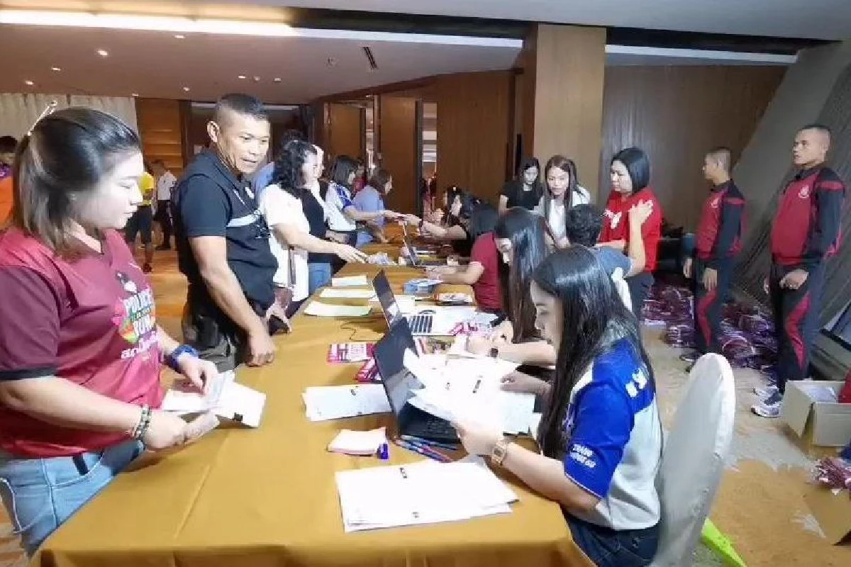 เกินคาด!ตำรวจตรังเปิดรับสมัคร"100โจรวิ่งหนีนาย"มีผู้สนใจร่วมงานกว่า4,000คน