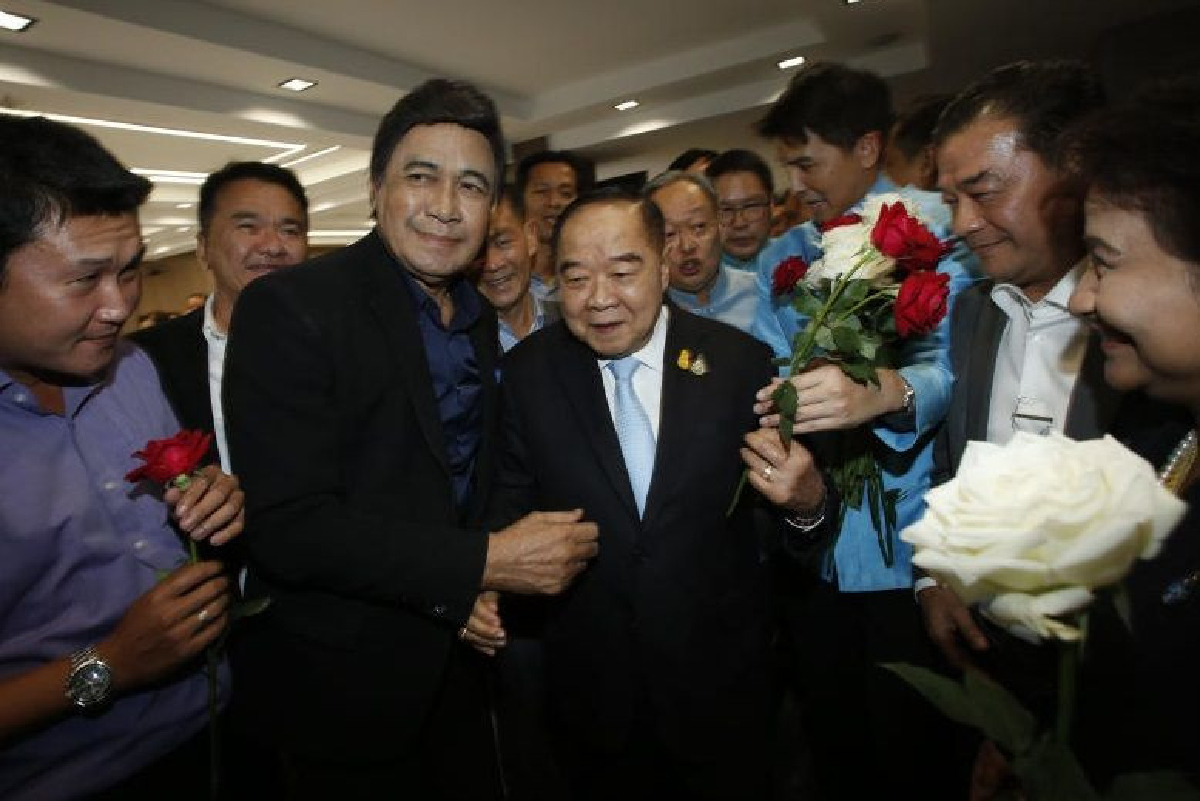 กกต.แจกใบเหลือง"กรุงศรีวิไล"ส.ส.ปากน้ำ พปชร. กกต.แจกใบเหลือง"กรุงศรีวิไล"ส.ส.ปากน้ำ พปชร.