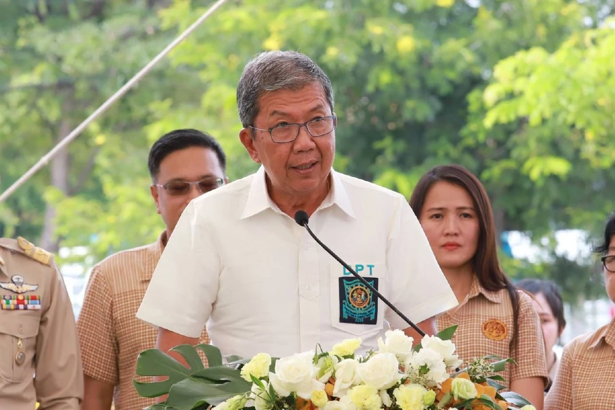 มอบโฉนดที่ดินแปลงใหม่ จังหวัดนครราชสีมา พัฒนาพื้นที่อย่างยั่งยืน