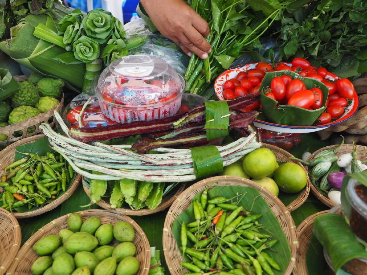 เปิดแล้วอย่างเป็นทางการ “ตลาดน้ำ อ.ต.ก.” เปิดพื้นที่เกษตรกรขายฟรี