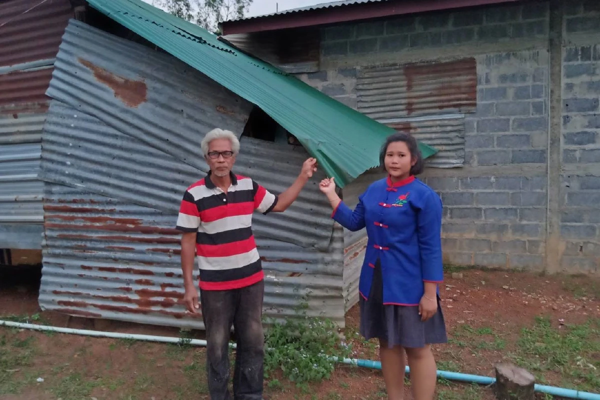 "คนดีต้องได้รับการช่วยเหลือ" น้องฟ้าเด็กหญิงยอดกตัญญูยากจนเลี้ยงดูพ่อป่วยมะเร็ง