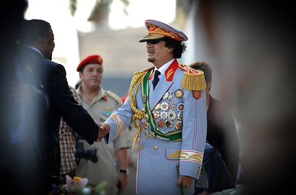 ผู้นำโลกคนไหนแต่งตัวได้ยอดแย่สุด