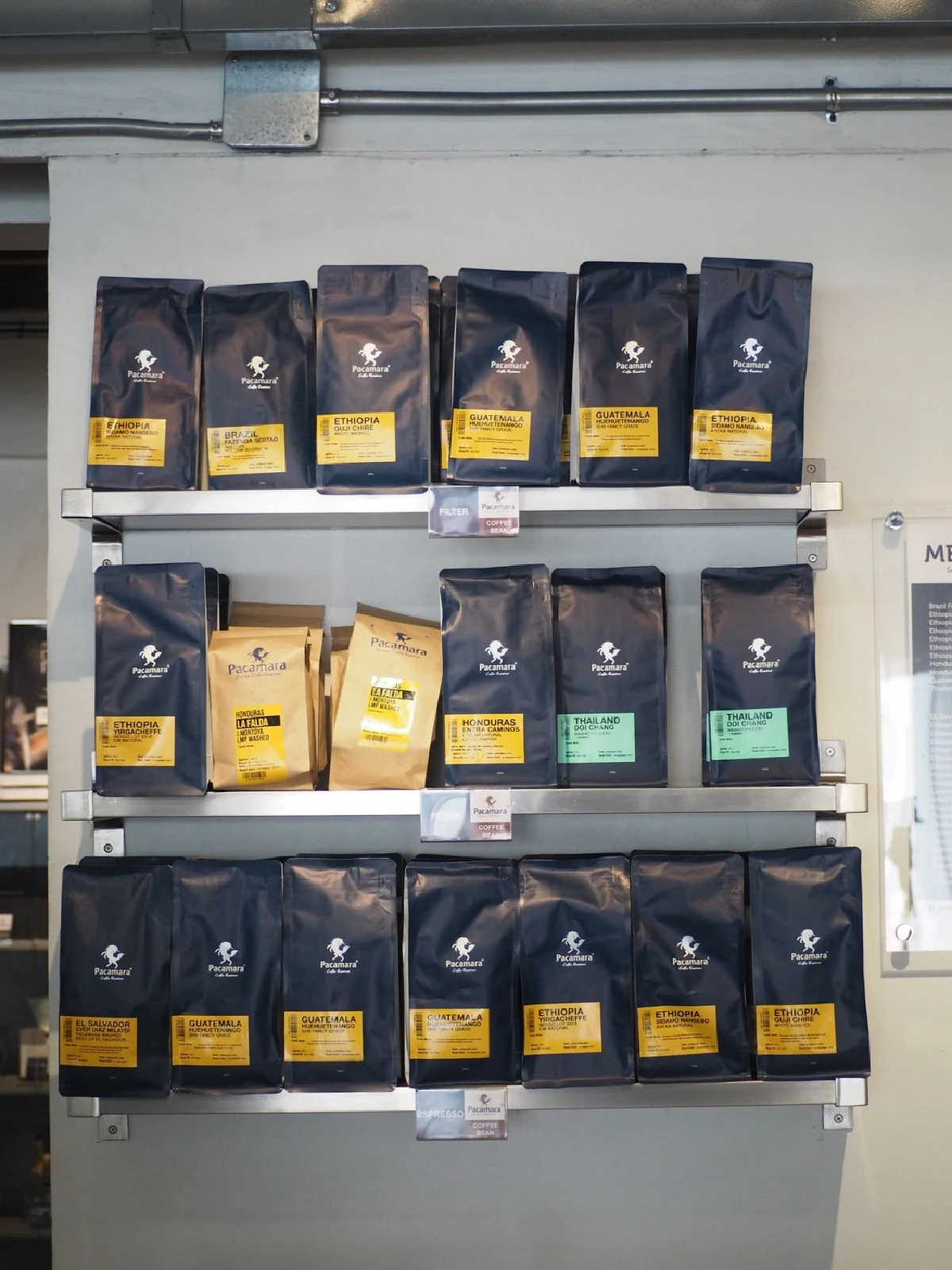 จิบเครื่องดื่มมิกซ์นมถั่วเหลืองยูเอชที ทางเลือกดีๆ ของคนรักสุขภาพ