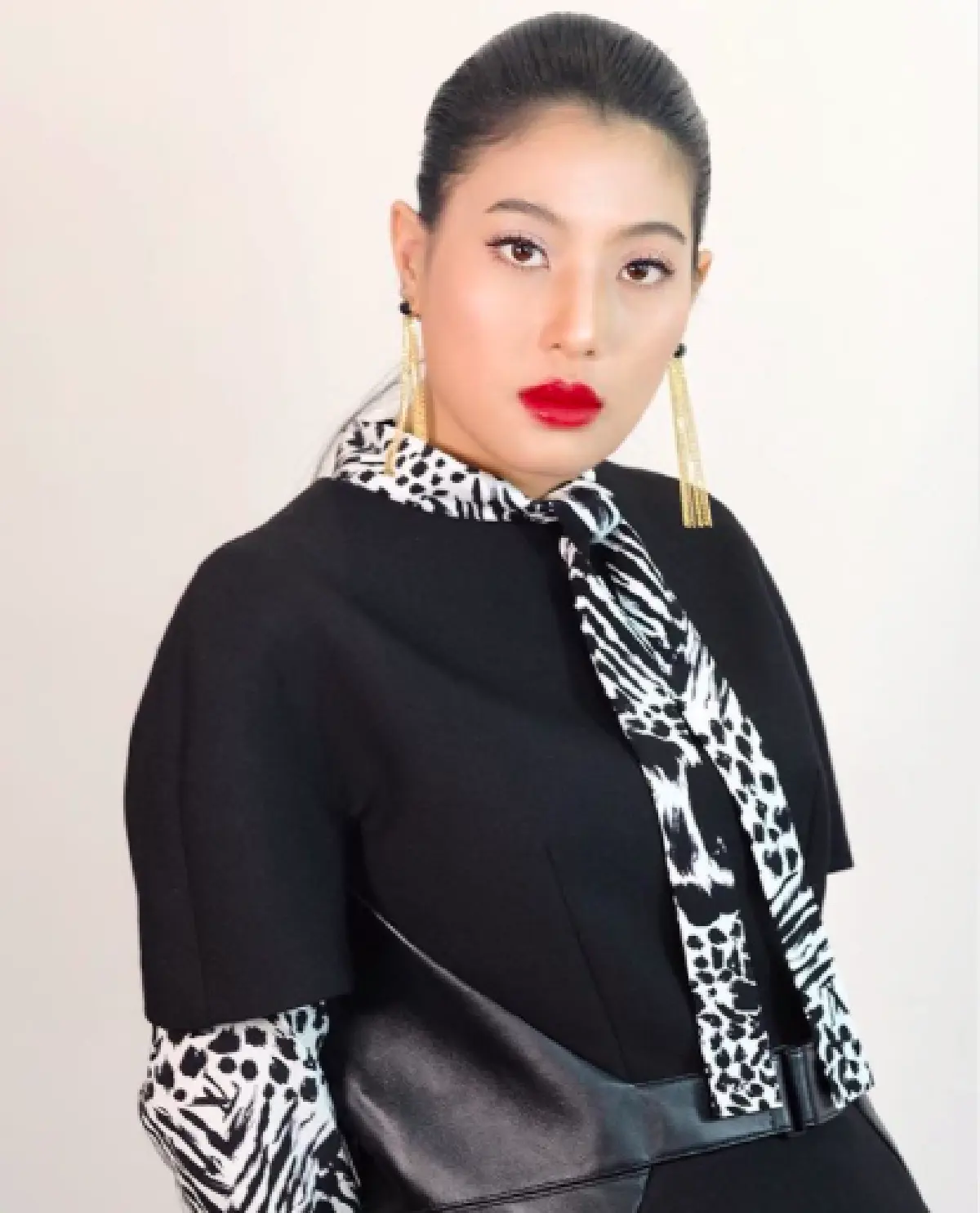 รวม 9 แฟชั่นลุค “เจ้าฟ้าสิริวัณณวรี” ทรงพระสิริโฉม เสด็จร่วมทอดพระเนตรปารีสแฟชั่นวีค