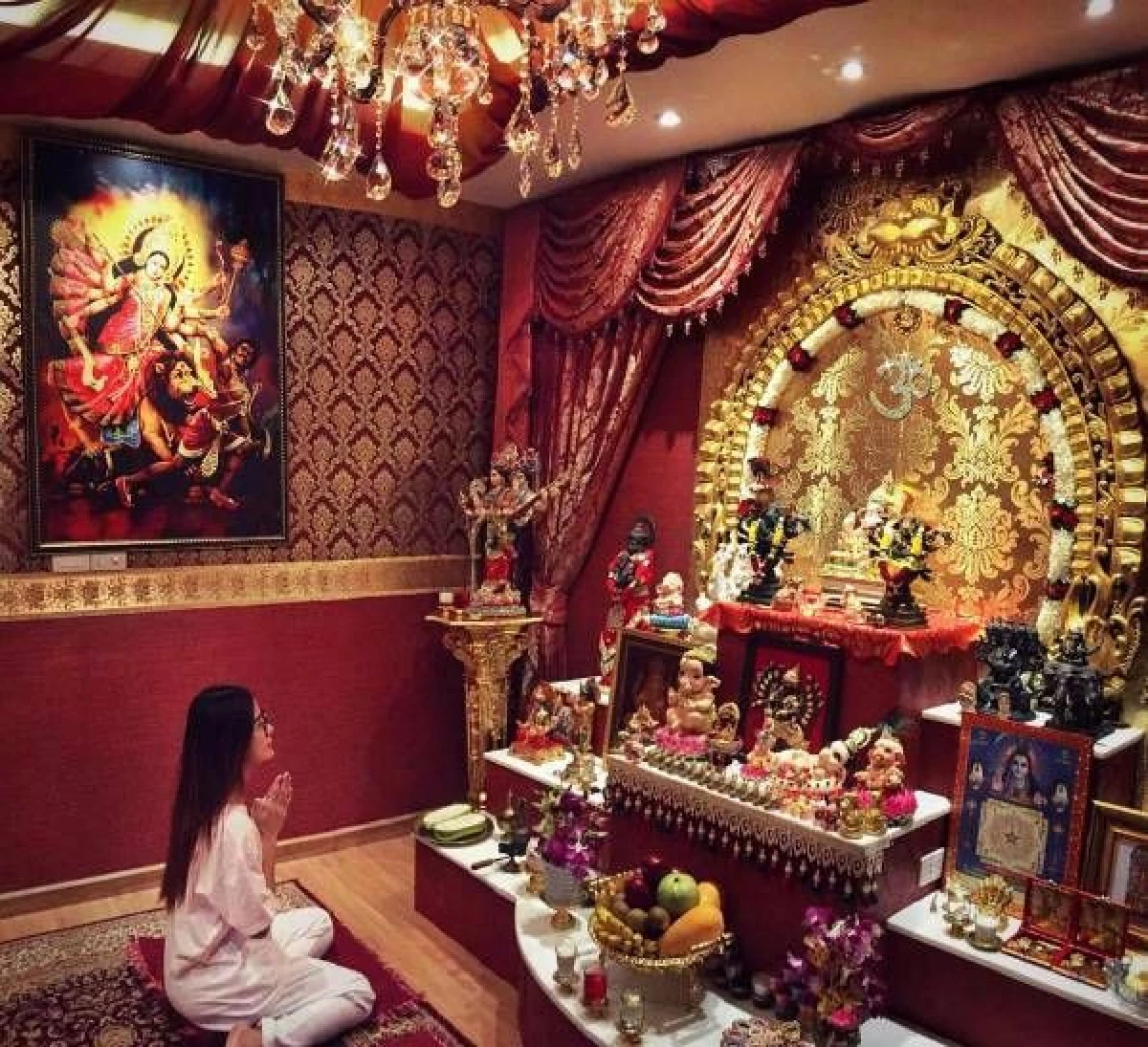 งดงามมาก "ห้องพระ” และ "ห้องเทพ” ของนักร้องสุดแซ่บ "กระแต อาร์สยาม” อลังการด้วยความศรัทธา