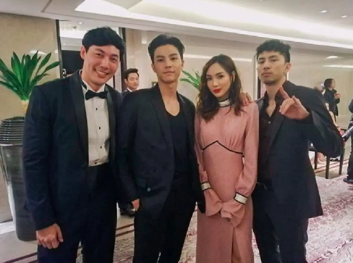 เก็บตกภาพคนบันเทิงร่วมเป็นสักขีพยานงานแต่ง “ดีเจแมน-ใบเตย”