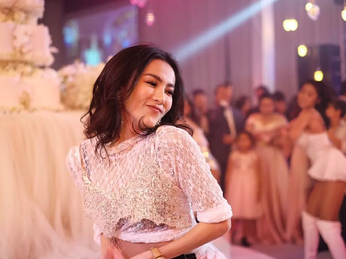 อาฟเตอร์ปาร์ตี้ “ใบเตย-ดีเจแมน” แซ่บจัดหนักสนุกเวอร์ ฝ่ายสาวไม่ทิ้งคอนเซ็ปต์สั้นเสมอหู