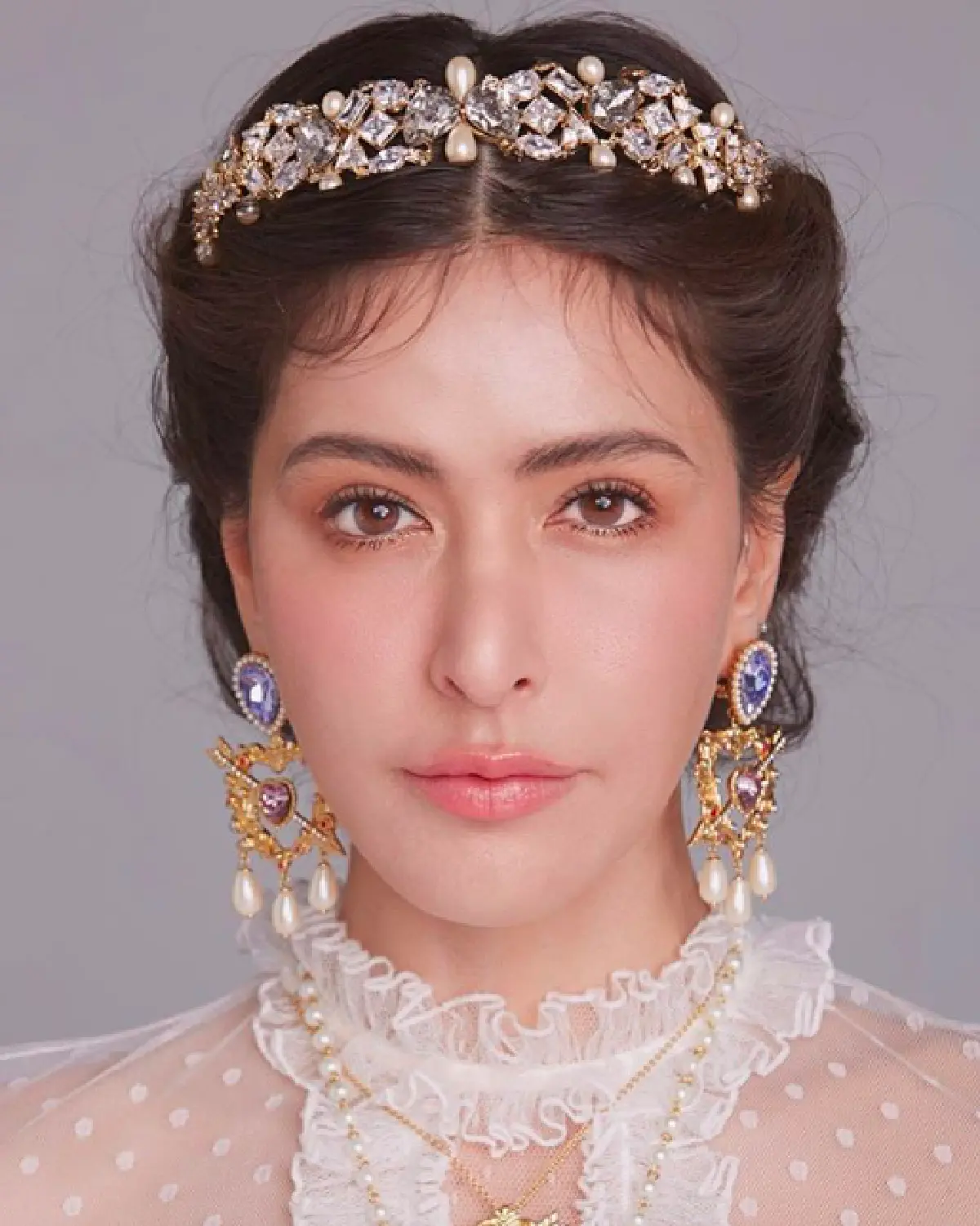 สมฉายาเจ้าหญิง! “ริต้า” สวยเลอค่าเกินบรรยาย สมบูรณ์แบบไปทุกอย่าง