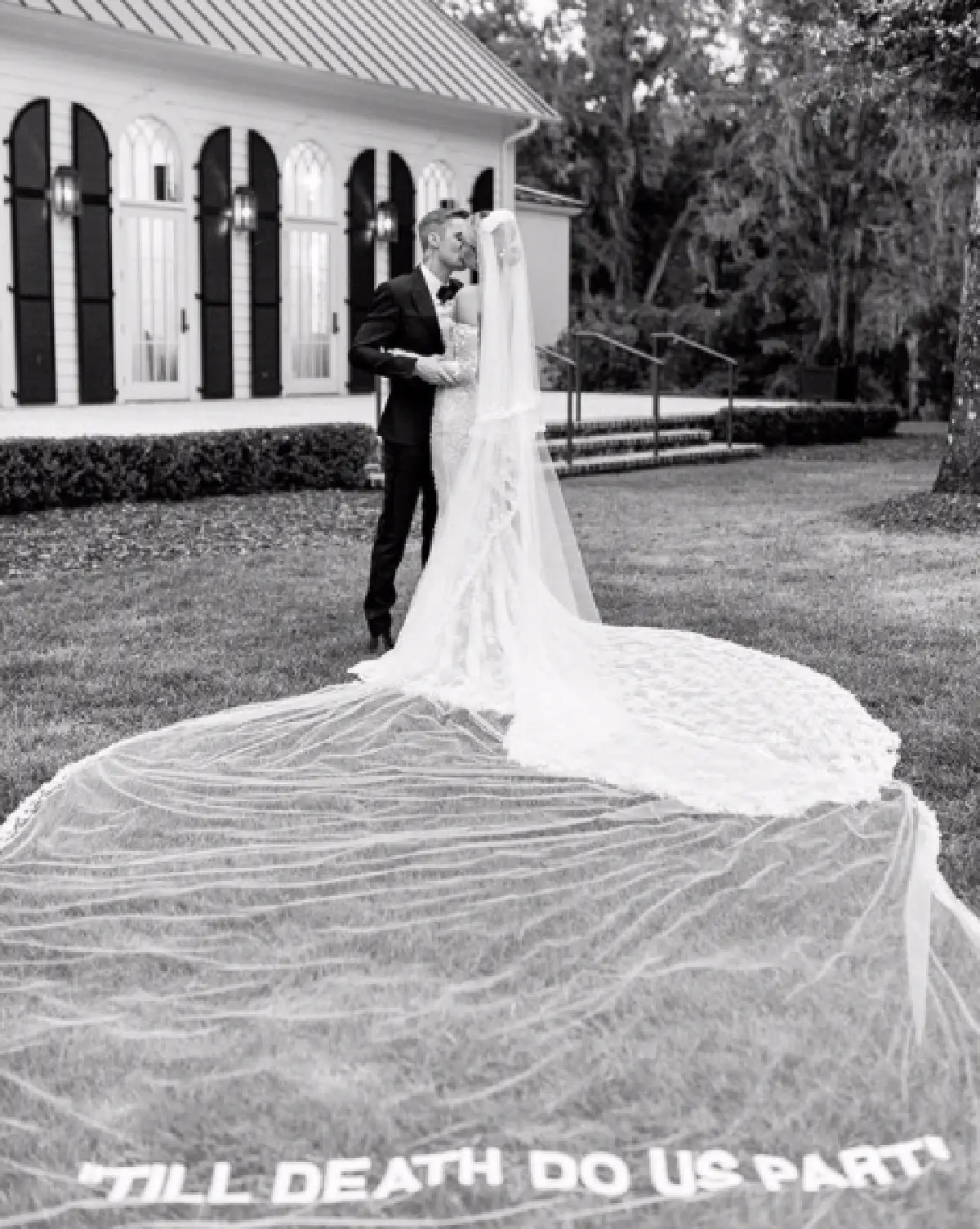 "จัสติน บีเบอร์” เผยภาพแต่งงานหวานคู่ภรรยา "เฮลีย์ บอลด์วิน” พร้อมกับแคปชั่นน่ารักๆ