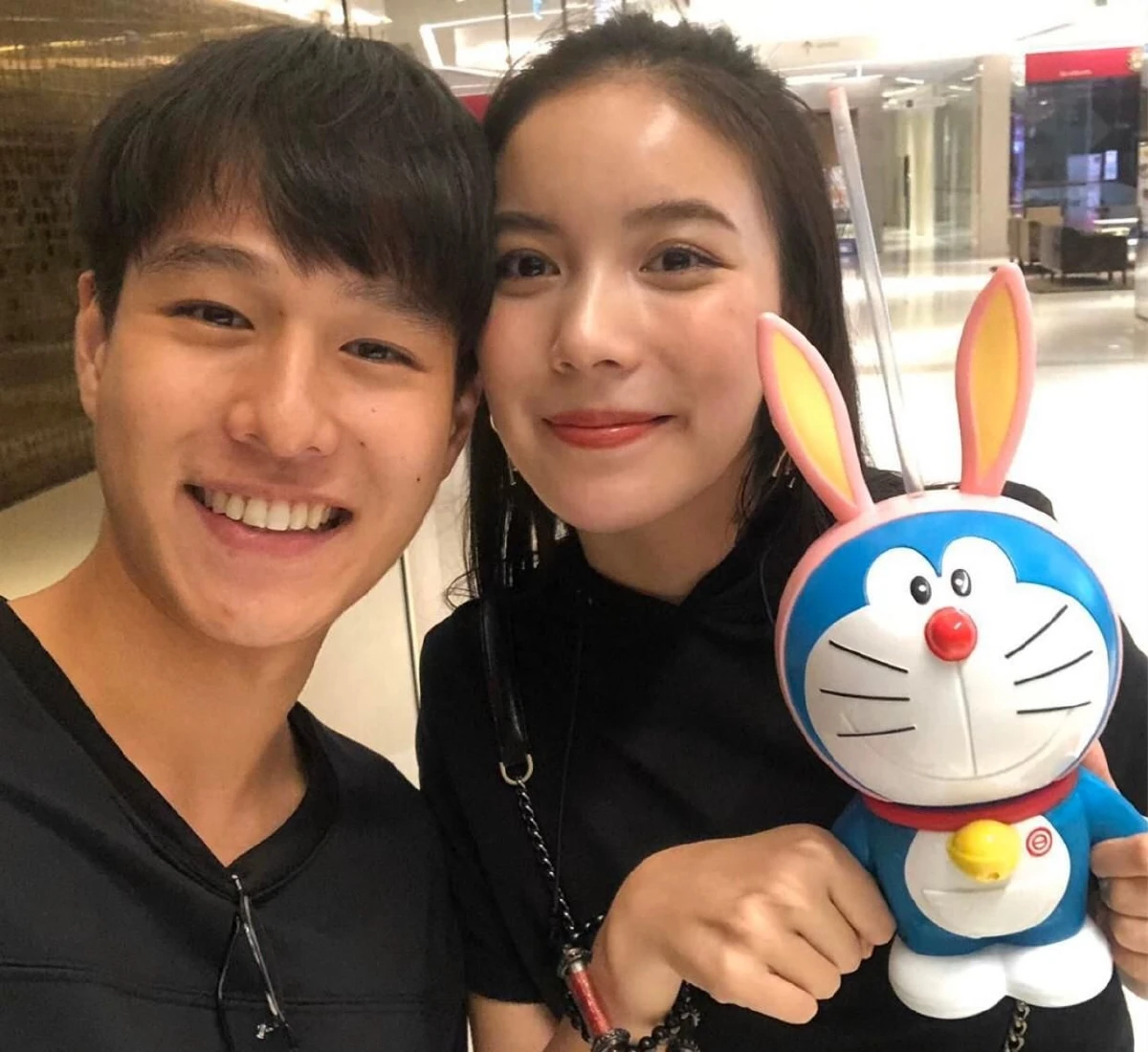 แฟนตัวน้อยกำเนิดแล้ว! ทอย ปฐมพงศ์ อวยพรวันเกิด มุก วรนิษฐ์ หวานเยิ้ม